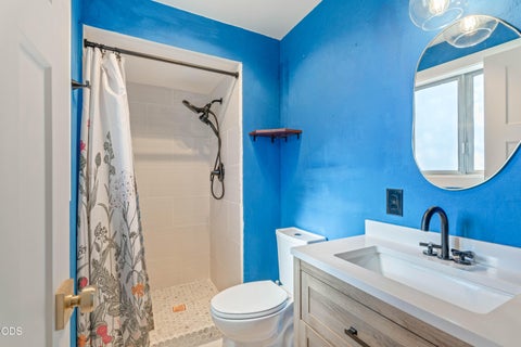 Tiny photo for 22963 Manzanita Court, Bend, OR 97701 (MLS # 220230002)