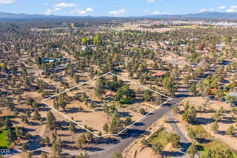 Tiny photo for 22963 Manzanita Court, Bend, OR 97701 (MLS # 220230002)