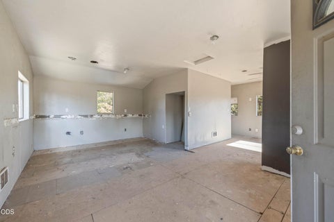 Tiny photo for 22963 Manzanita Court, Bend, OR 97701 (MLS # 220230002)