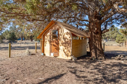 Tiny photo for 22963 Manzanita Court, Bend, OR 97701 (MLS # 220230002)