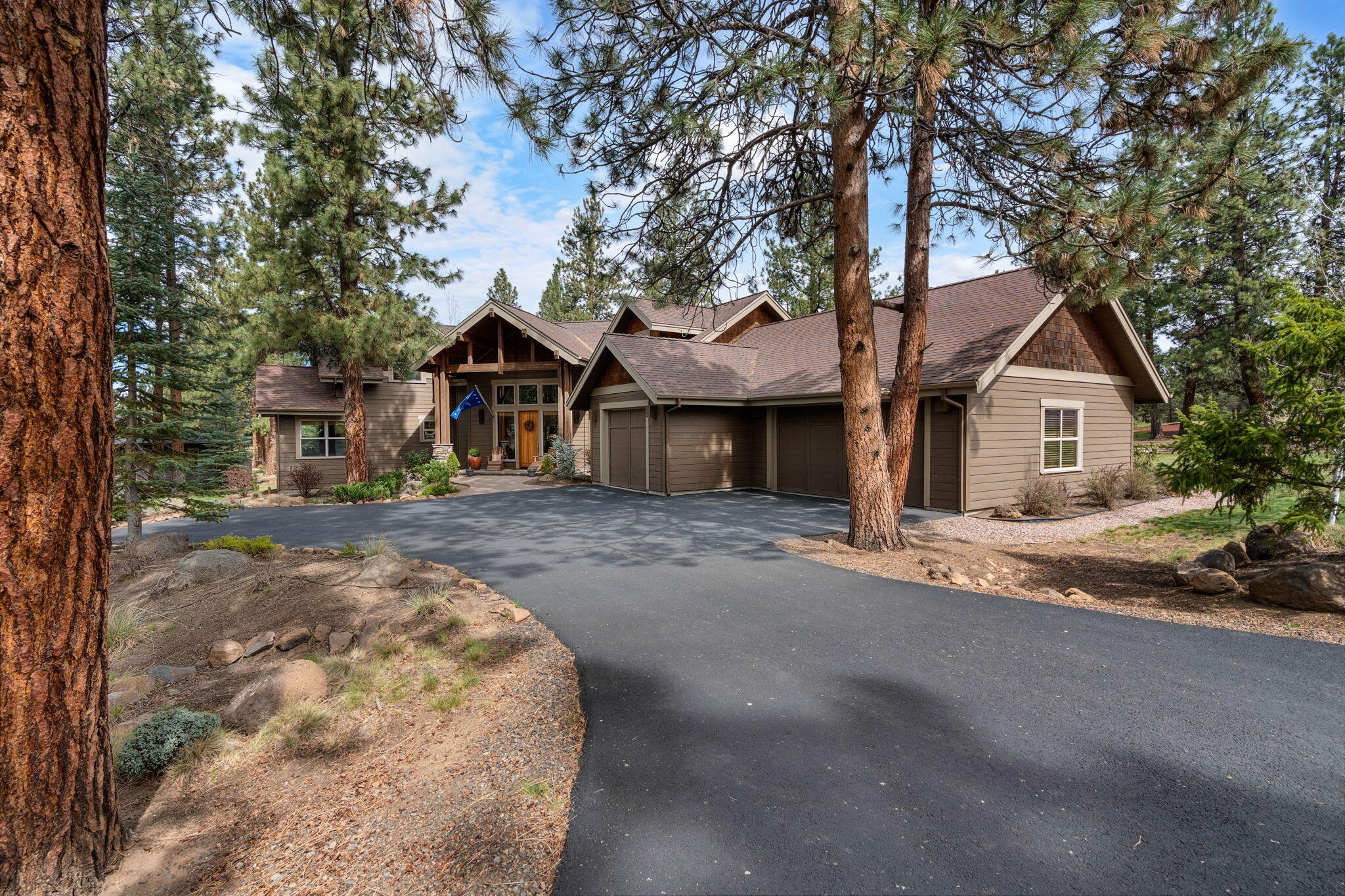 17010 Royal Coachman Drive