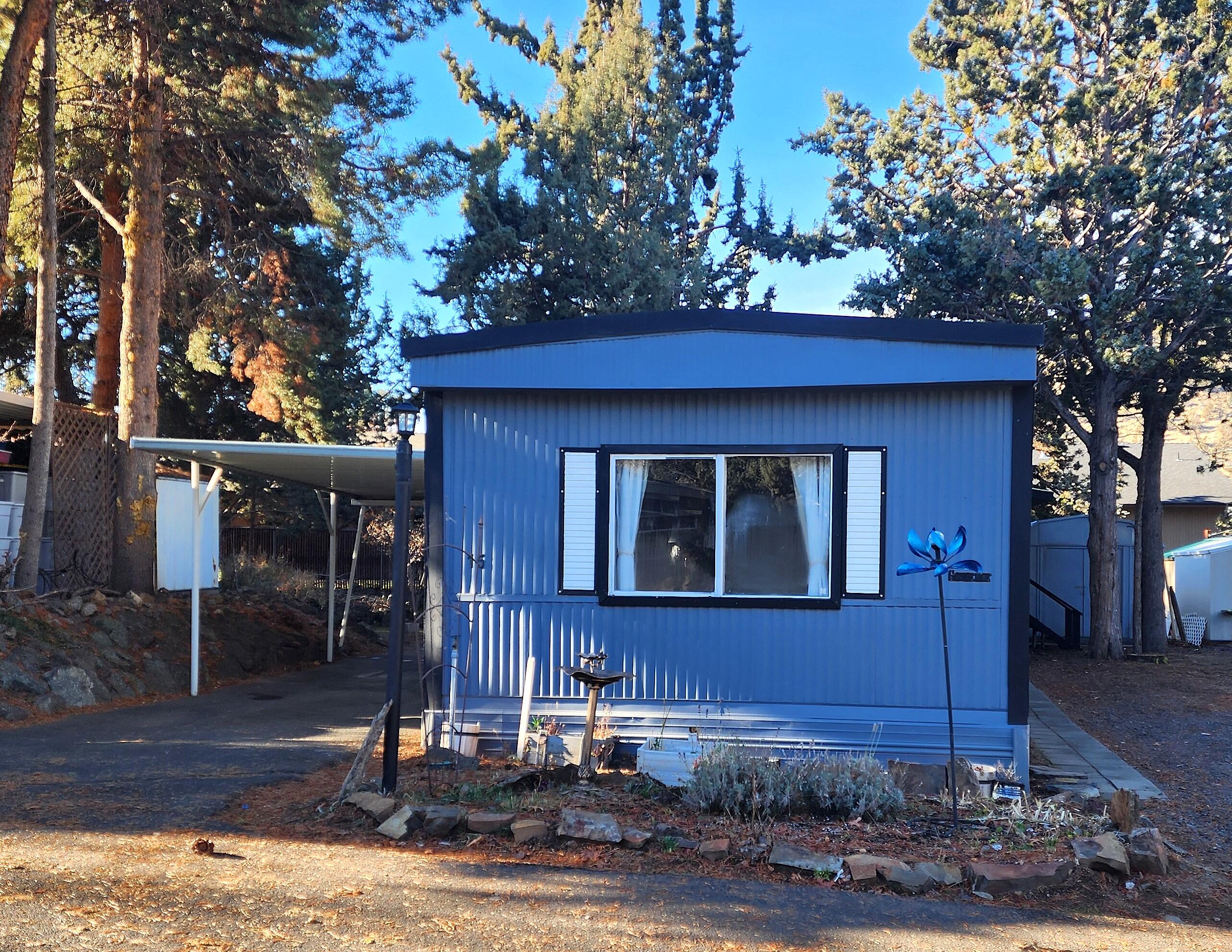 Rock Arbor Villa - Residential