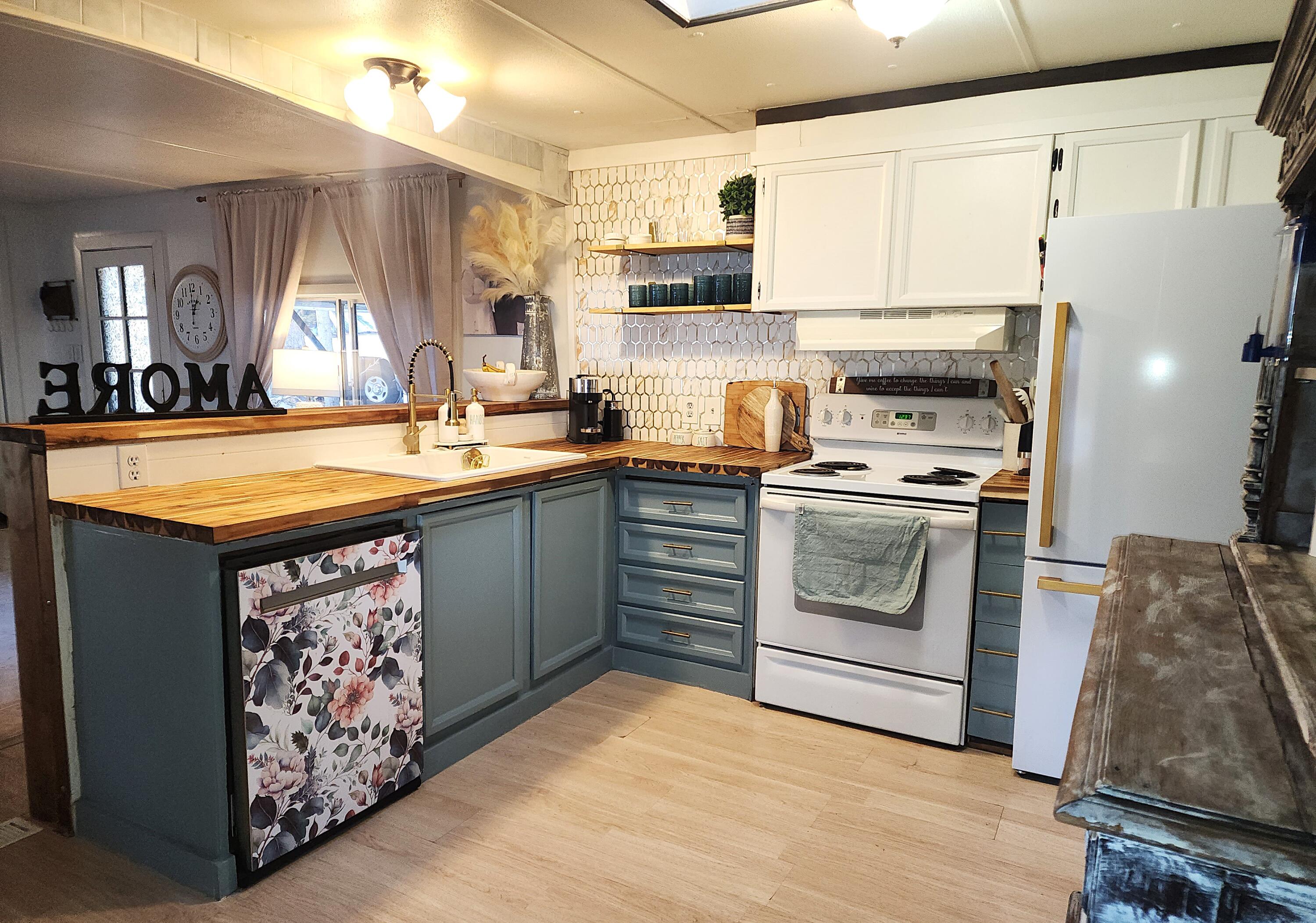 Rock Arbor Villa - Residential