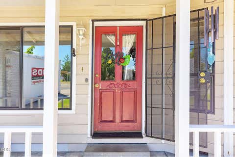 Tiny photo for 1609 Leonard Road, Grants Pass, OR 97527 (MLS # 220225374)