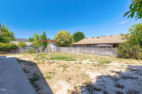 Tiny photo for 1609 Leonard Road, Grants Pass, OR 97527 (MLS # 220225374)