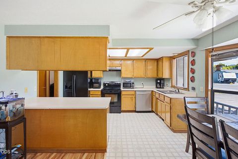 Tiny photo for 1609 Leonard Road, Grants Pass, OR 97527 (MLS # 220225374)