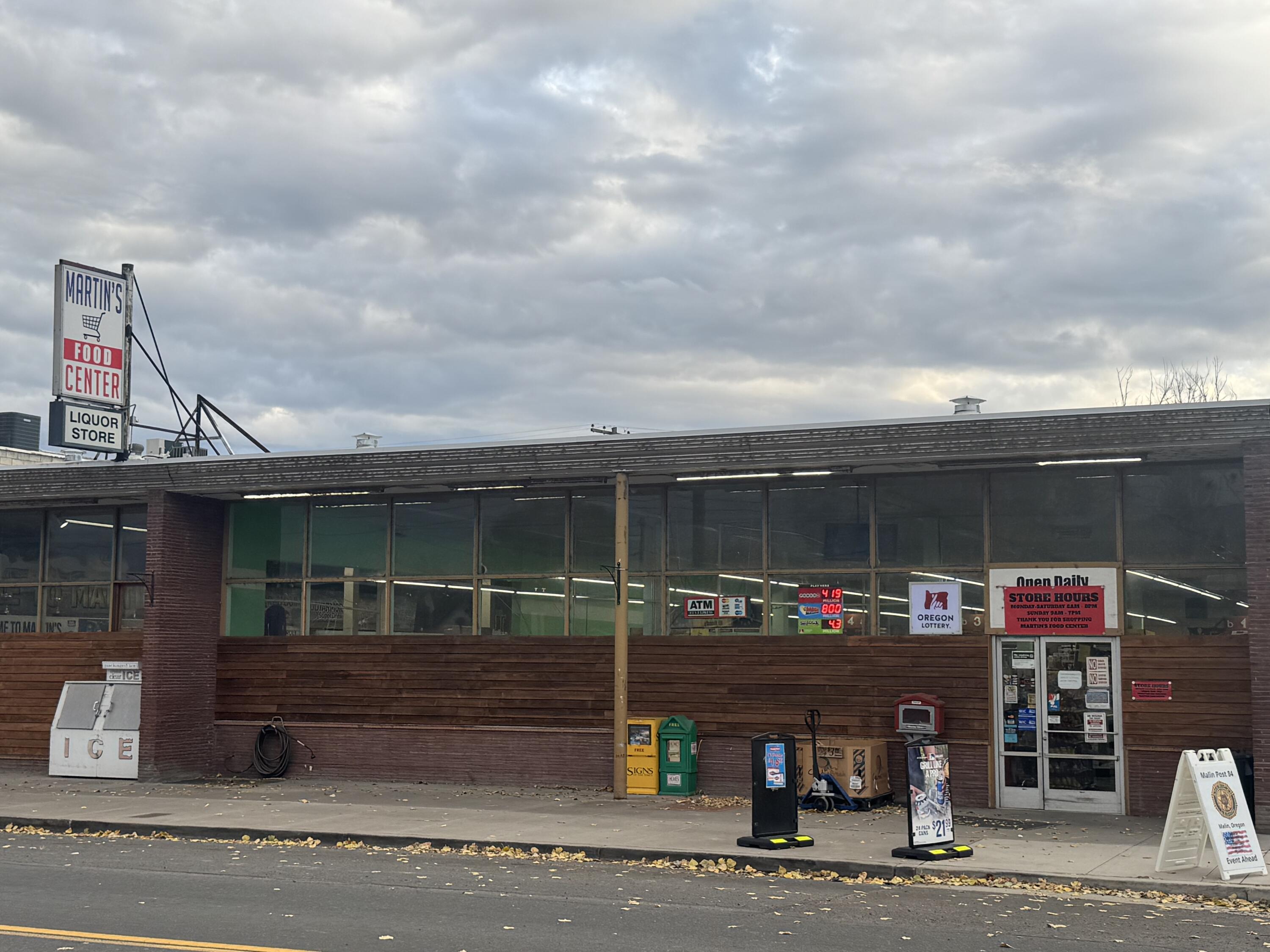 Merrill - Commercial Sale