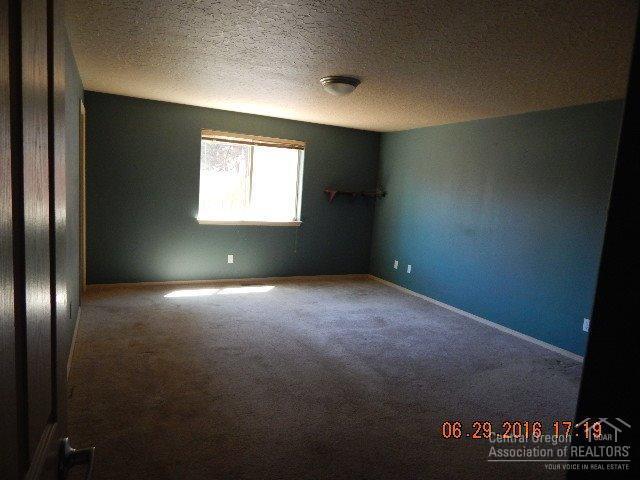 Huntington Meadows - Residential