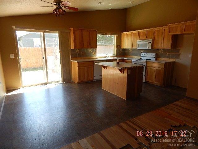 Huntington Meadows - Residential