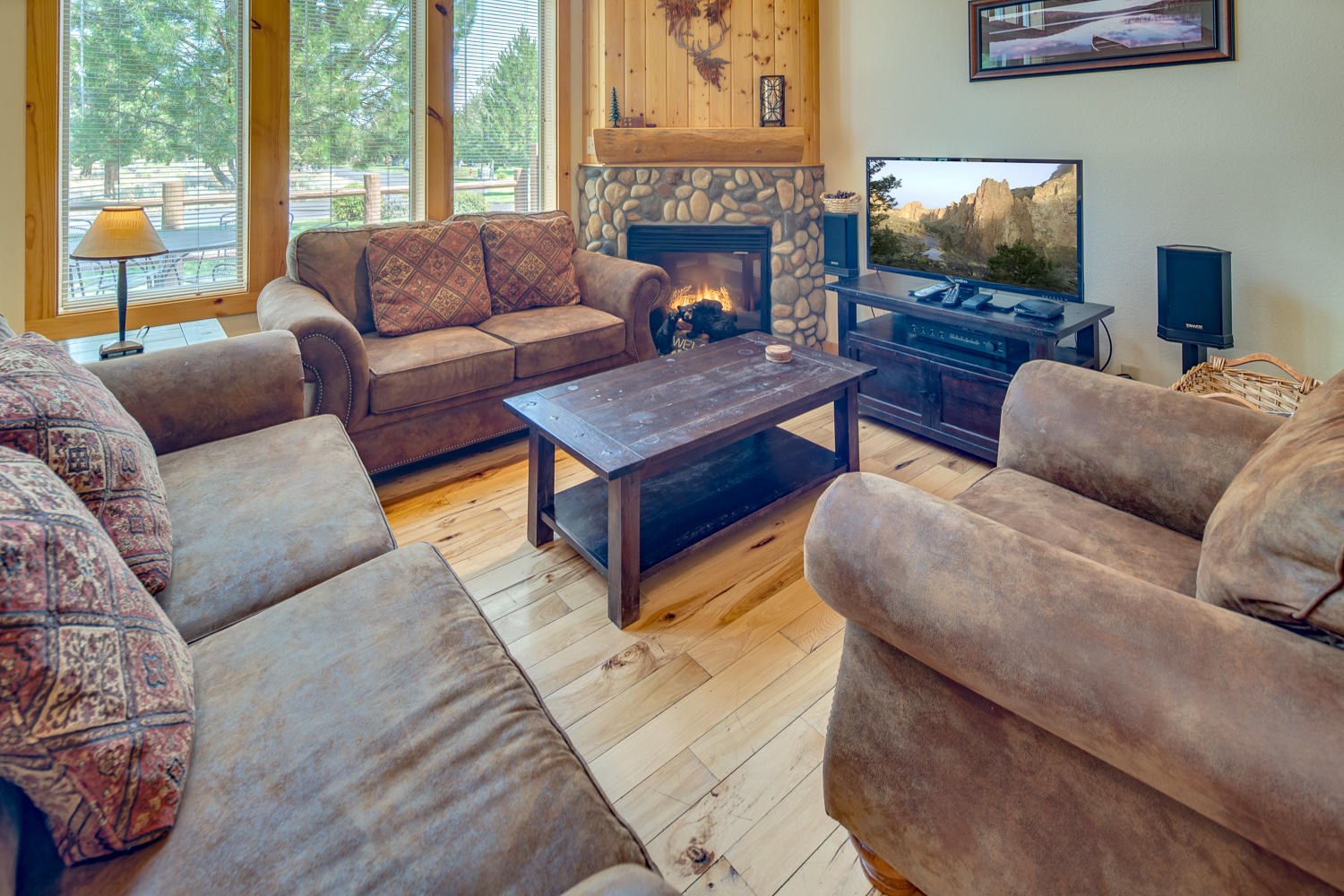 Eagle Crest - Residential