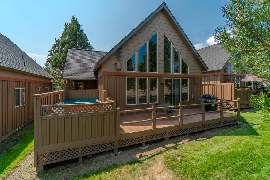 Classic Furnished Eagle Crest Chalet with great room floor plan, vaulted ceilings, gas fireplace, and log accents throughout. Upgraded package includes hardwood floors, built-in dual-desk in the loft, and dedicated laundry room. Expansive deck with hot tub. Eagle Crest is home to three 18-hole golf courses, three sports centers, an 18 hole putting course, a spa, and miles of trails.