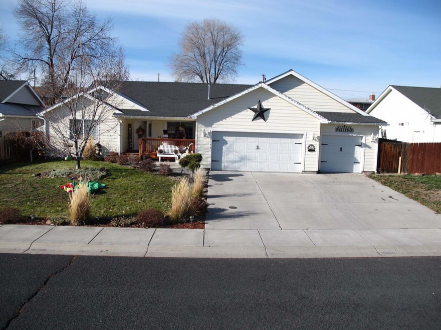 Great neighborhood
This 4 bedroom home has over 1900 sq ft of living space and a 3 car garage. It was quality built in 2006. There is gas central heat and fireplace and air conditioning. The open, and spacious floor plan with vaulted ceilings make this home feel even larger and there is an office/ den off the living room. The primary bedroom with on suite bath and walking closet are on one side of the house and the other 3 bedrooms are on the other side. The back yard is fully fenced with a nice, covered patio for BBQing and entertaining or just relaxing after a hard day at work. This is a home you will not want to miss. Call for a private showing before its gone.