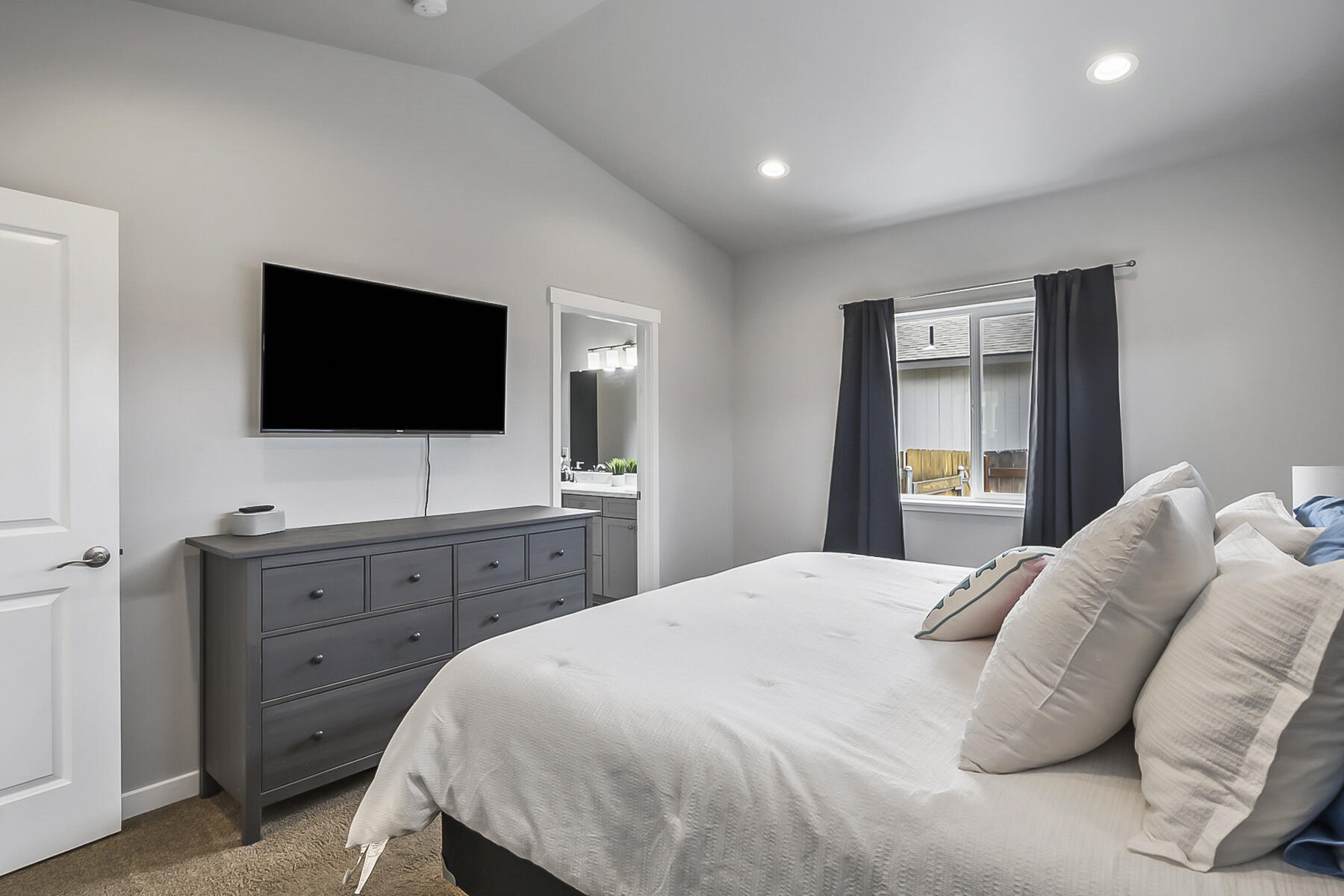 Huntington Meadows - Residential