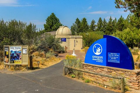 Tiny photo for 17767 Topflite Lane #UNIT 23, Sunriver, OR 97707 (MLS # 220212601)