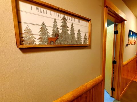 Tiny photo for 17767 Topflite Lane #UNIT 23, Sunriver, OR 97707 (MLS # 220212601)