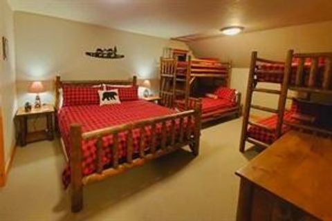 Tiny photo for 17767 Topflite Lane #UNIT 23, Sunriver, OR 97707 (MLS # 220212601)