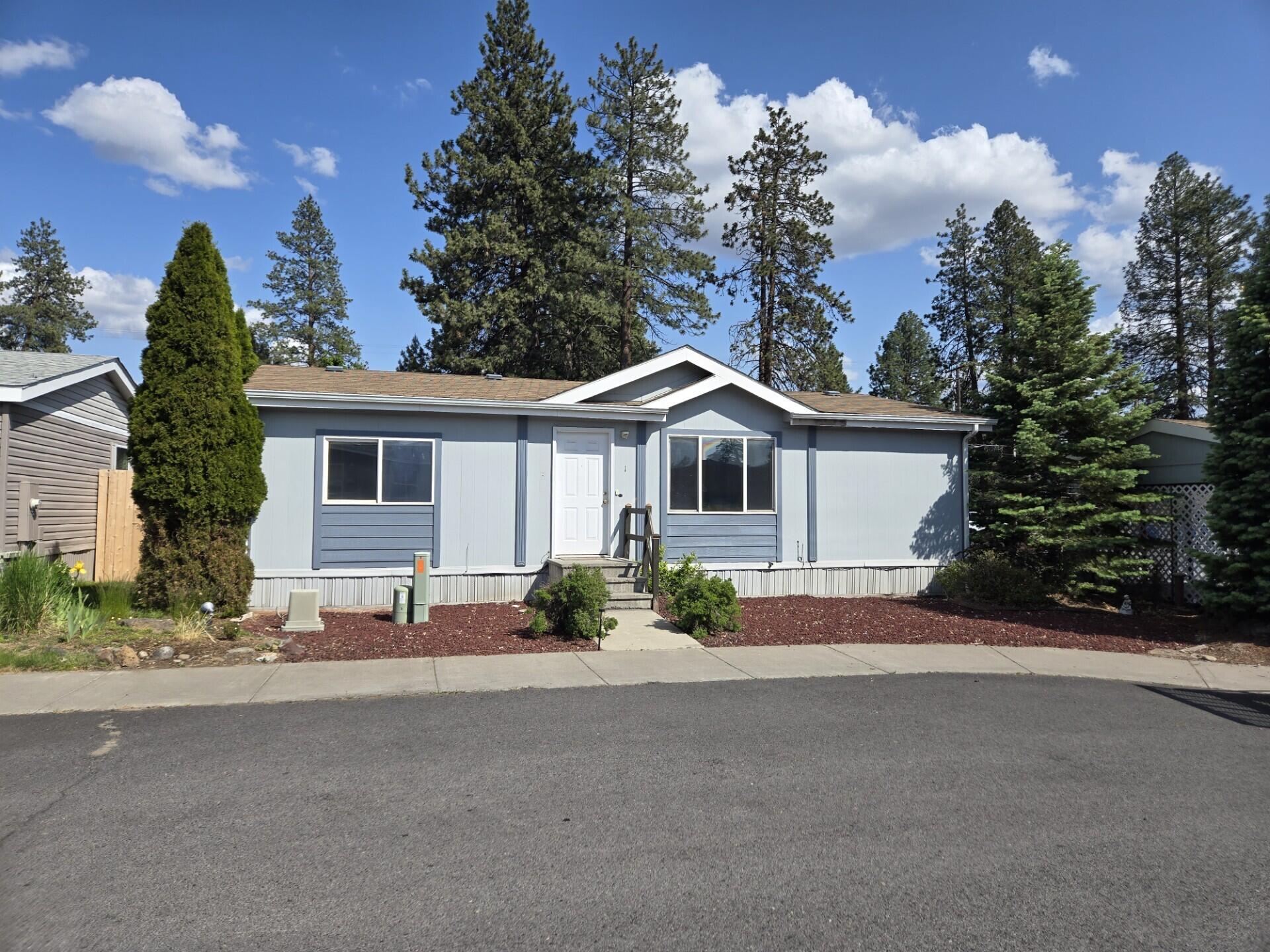 20176 Hawes Lane