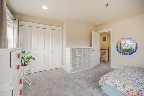 Tiny photo for 20583 Sierra Drive, Bend, OR 97701 (MLS # 220215026)