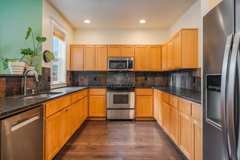 Tiny photo for 20583 Sierra Drive, Bend, OR 97701 (MLS # 220215026)