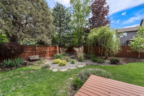 Tiny photo for 20583 Sierra Drive, Bend, OR 97701 (MLS # 220215026)