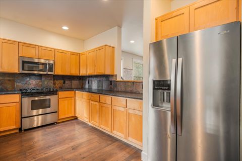 Tiny photo for 20583 Sierra Drive, Bend, OR 97701 (MLS # 220215026)