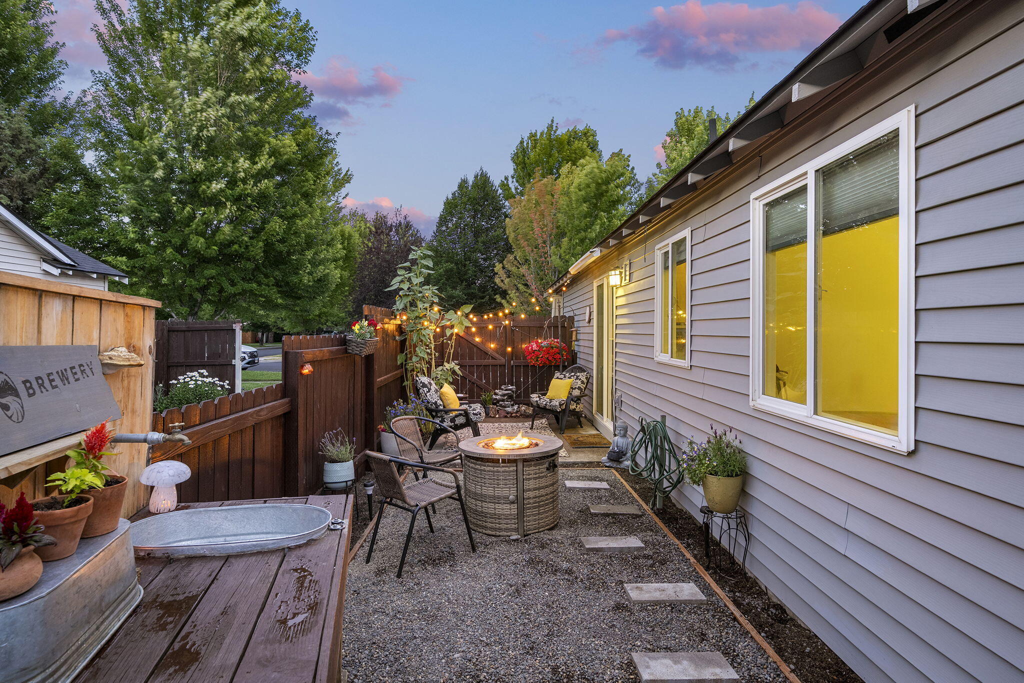 Larkspur - Residential