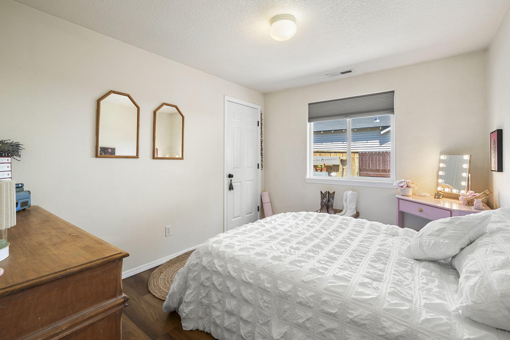 Larkspur - Residential