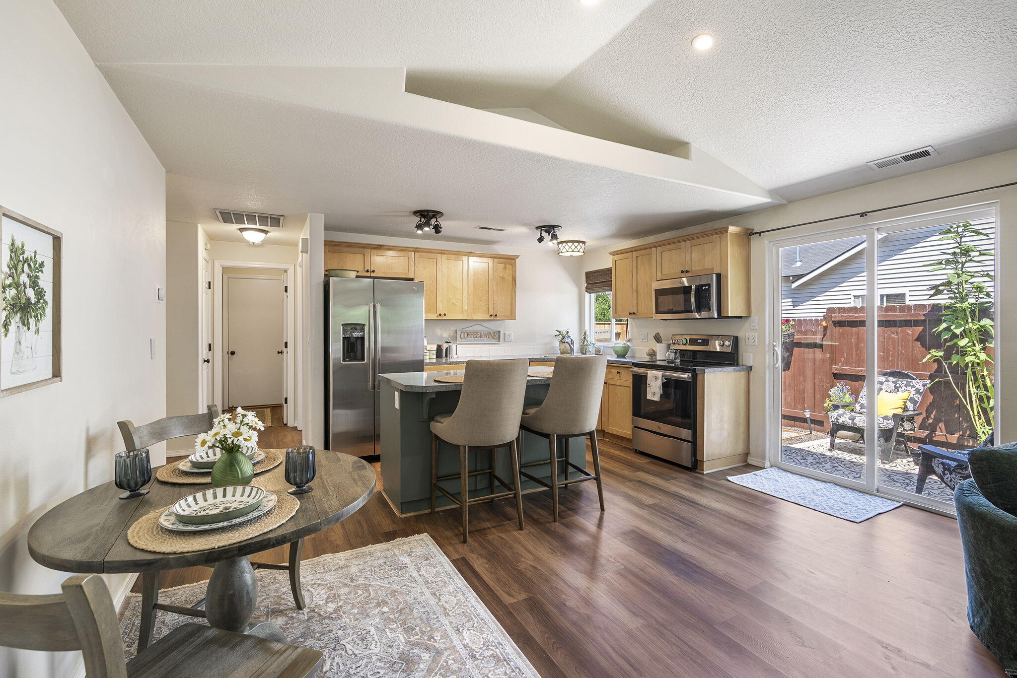 Larkspur - Residential