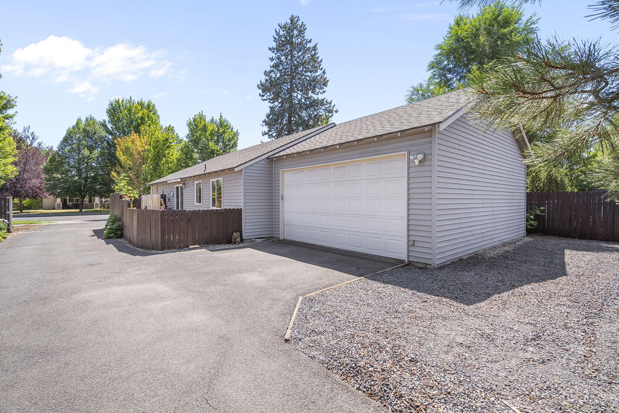 Larkspur - Residential