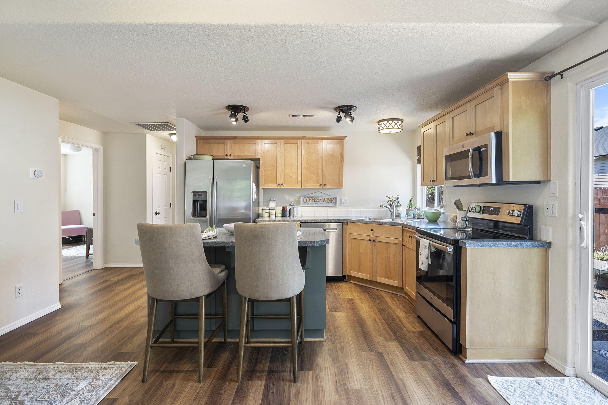 Larkspur - Residential