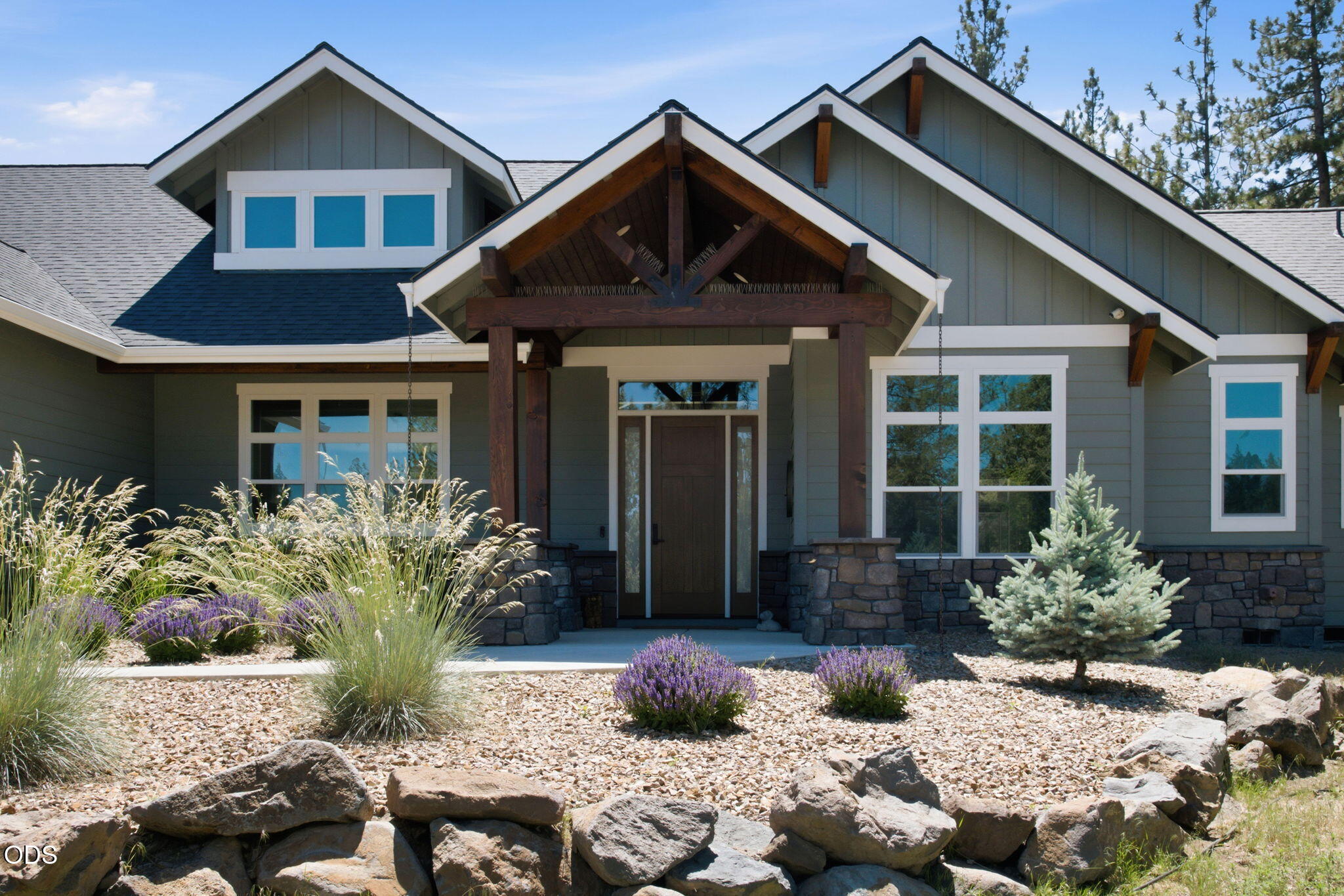 16055 Foothill Lane
