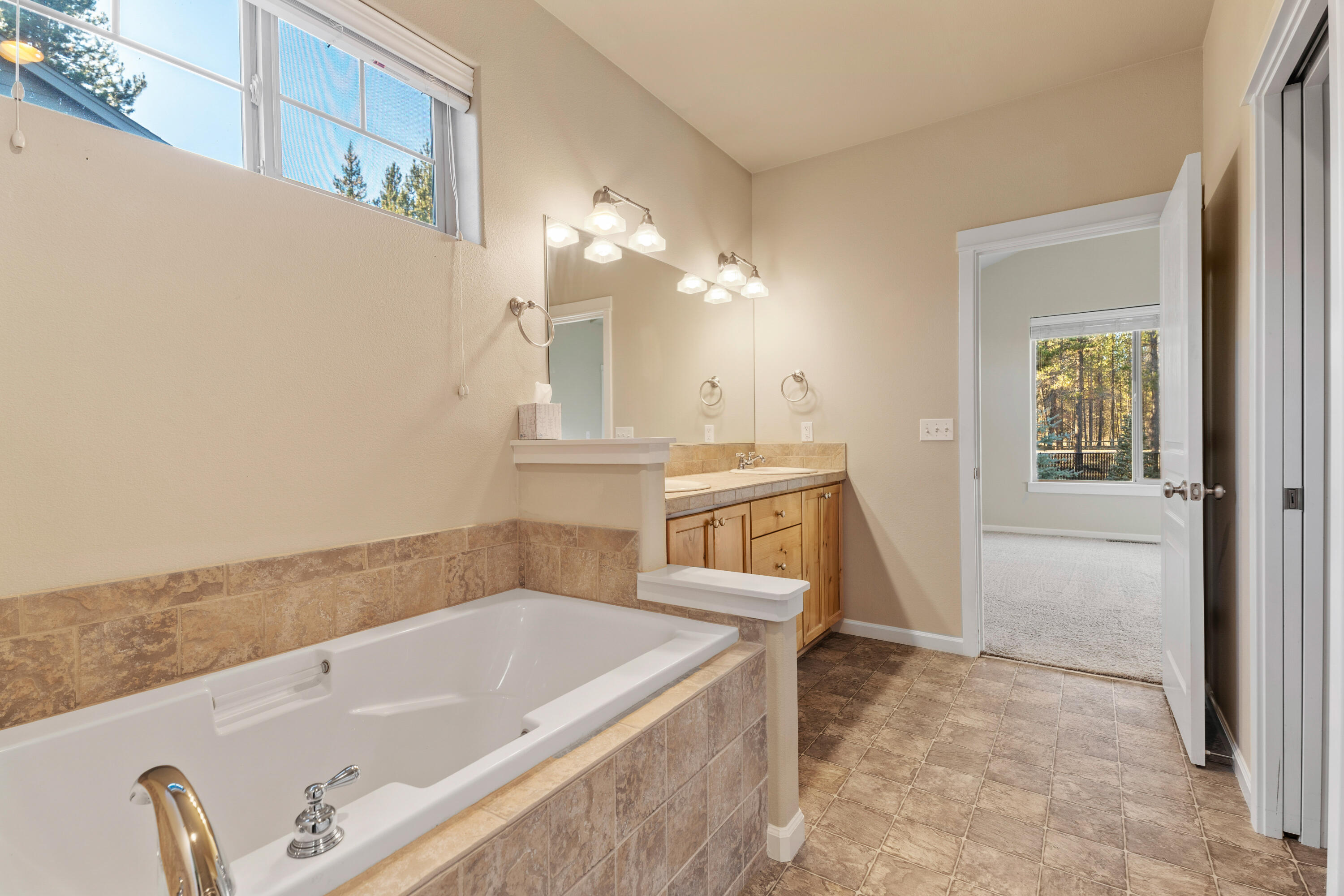 Crescent Creek - Residential