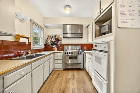 Tiny photo for 668 N Main Street, Ashland, OR 97520 (MLS # 220215748)