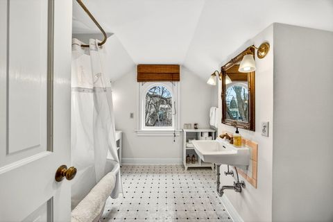 Tiny photo for 668 N Main Street, Ashland, OR 97520 (MLS # 220215748)