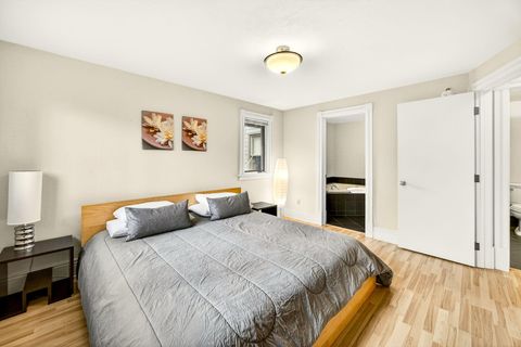 Tiny photo for 668 N Main Street, Ashland, OR 97520 (MLS # 220215748)