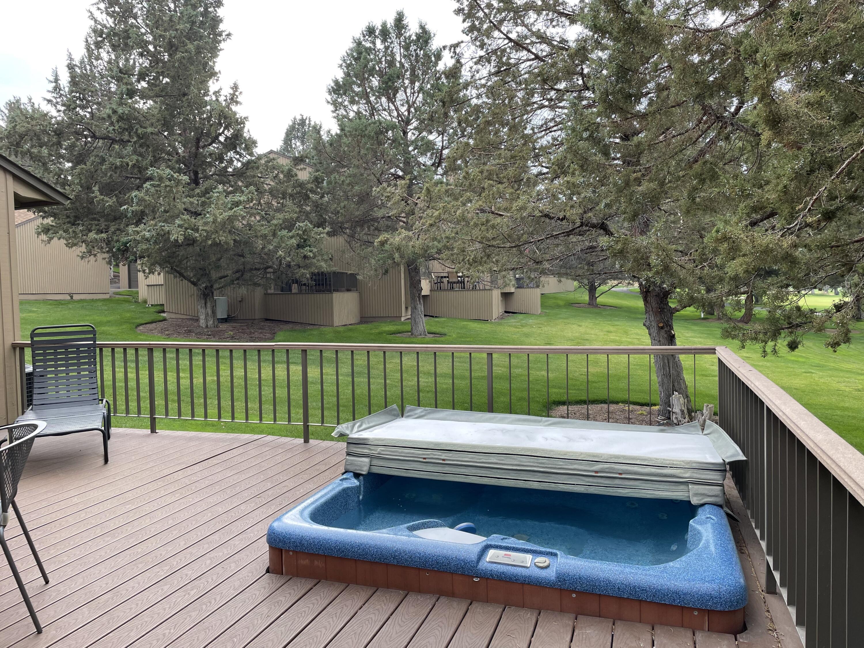 Eagle Crest - Residential