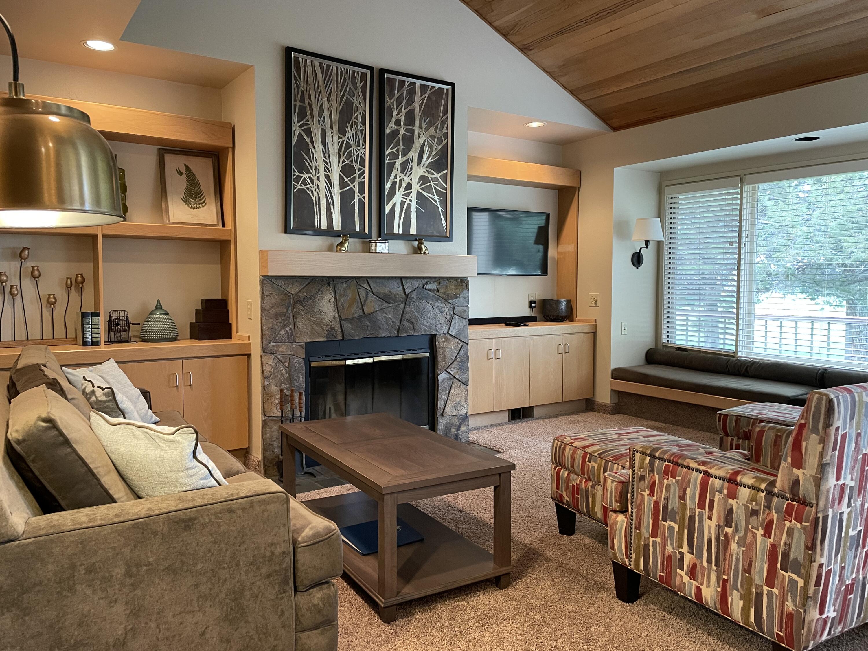 Eagle Crest - Residential