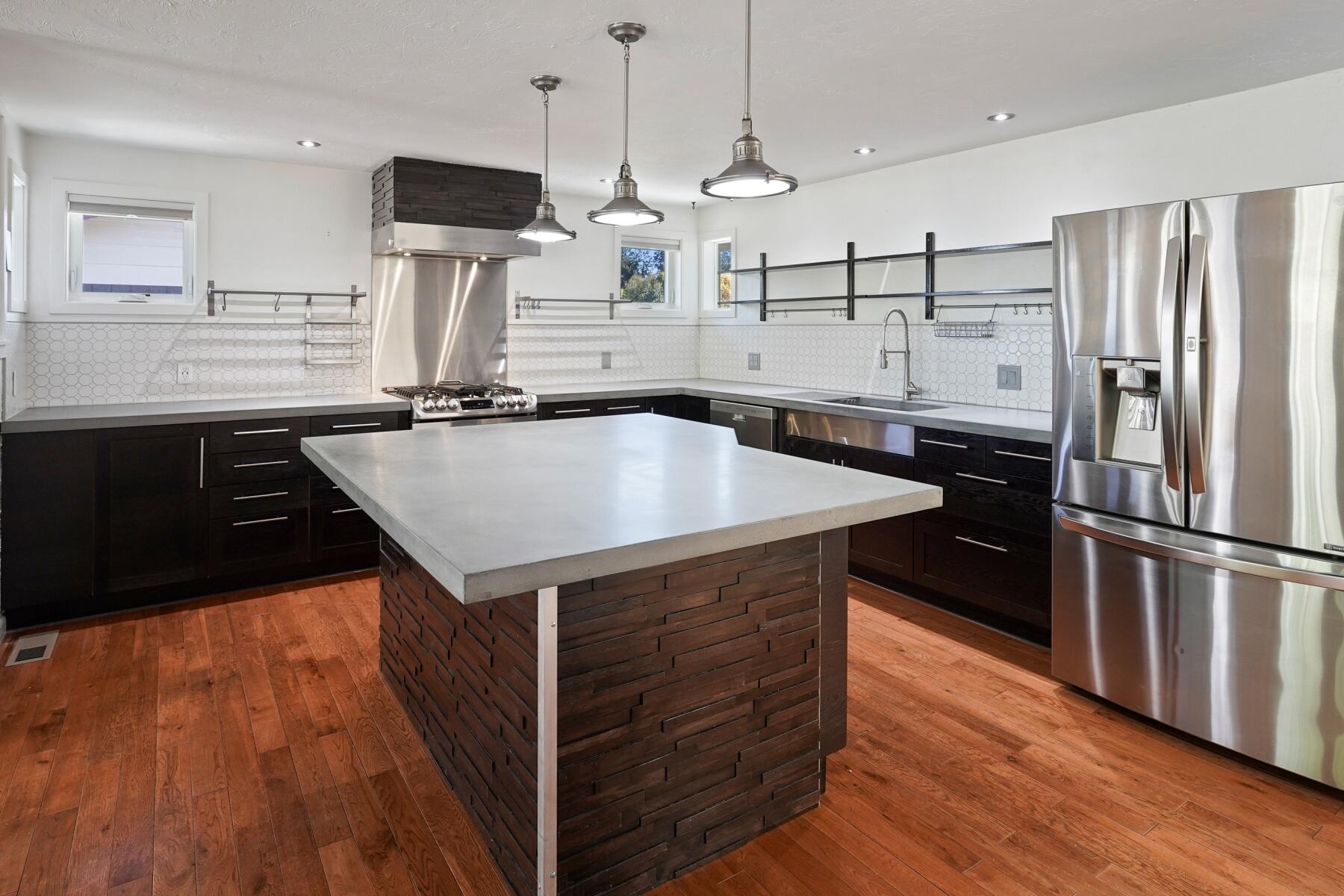 Ridgeview Park - Residential