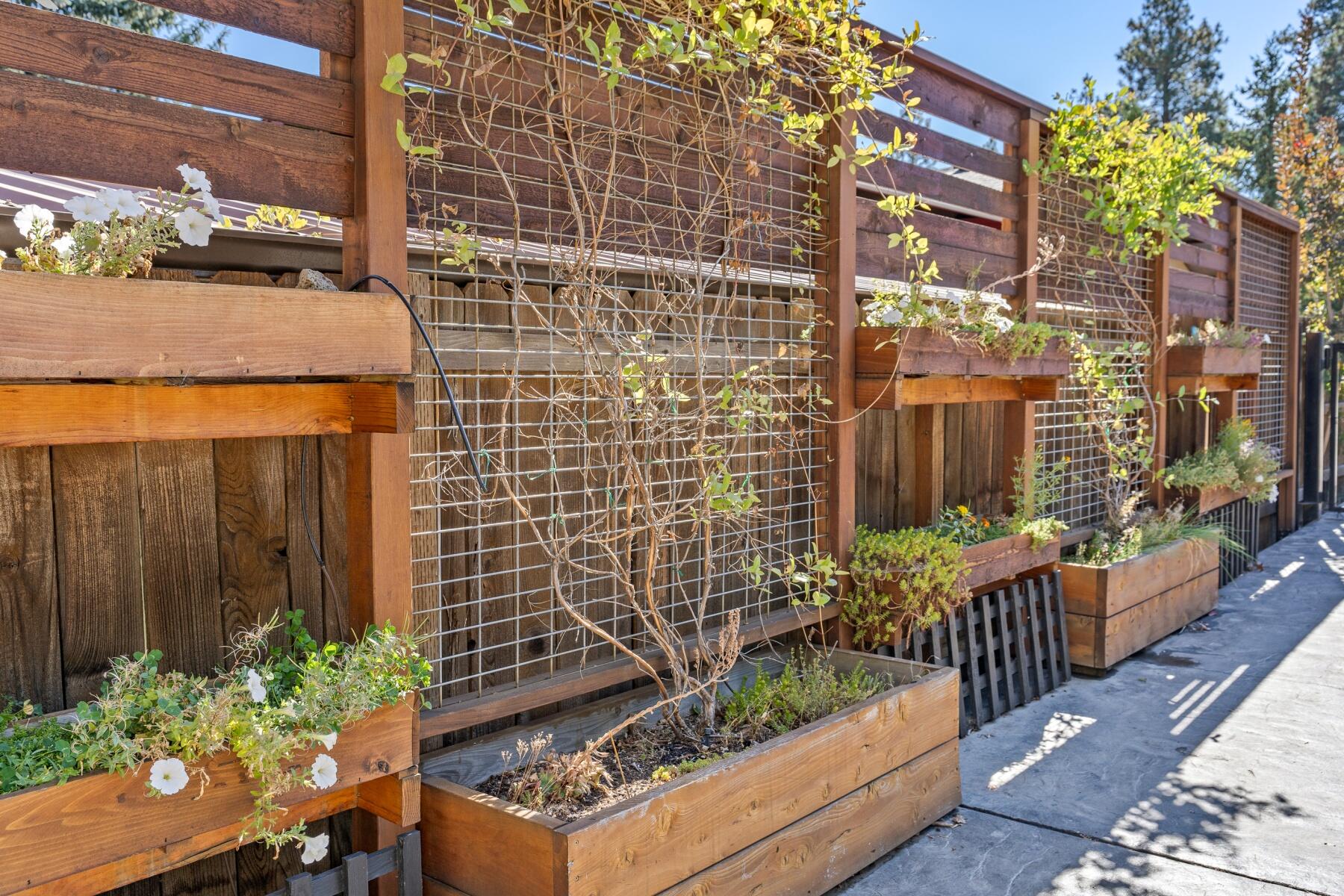 Ridgeview Park - Residential