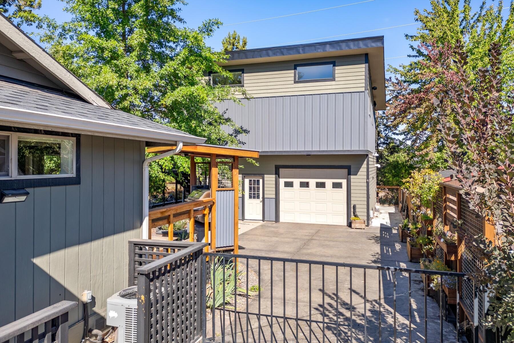 Ridgeview Park - Residential