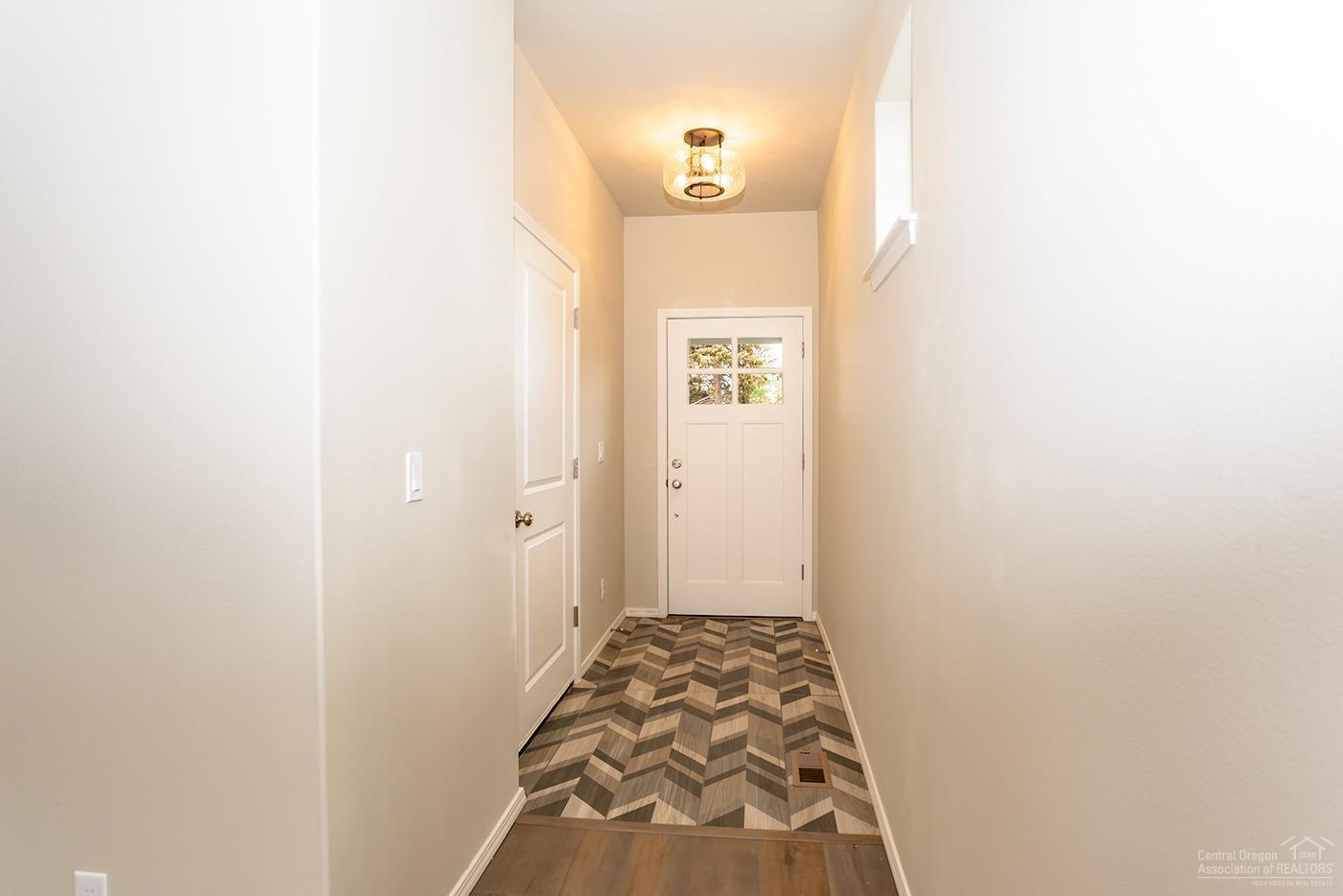 CLAB - Commercial Sale