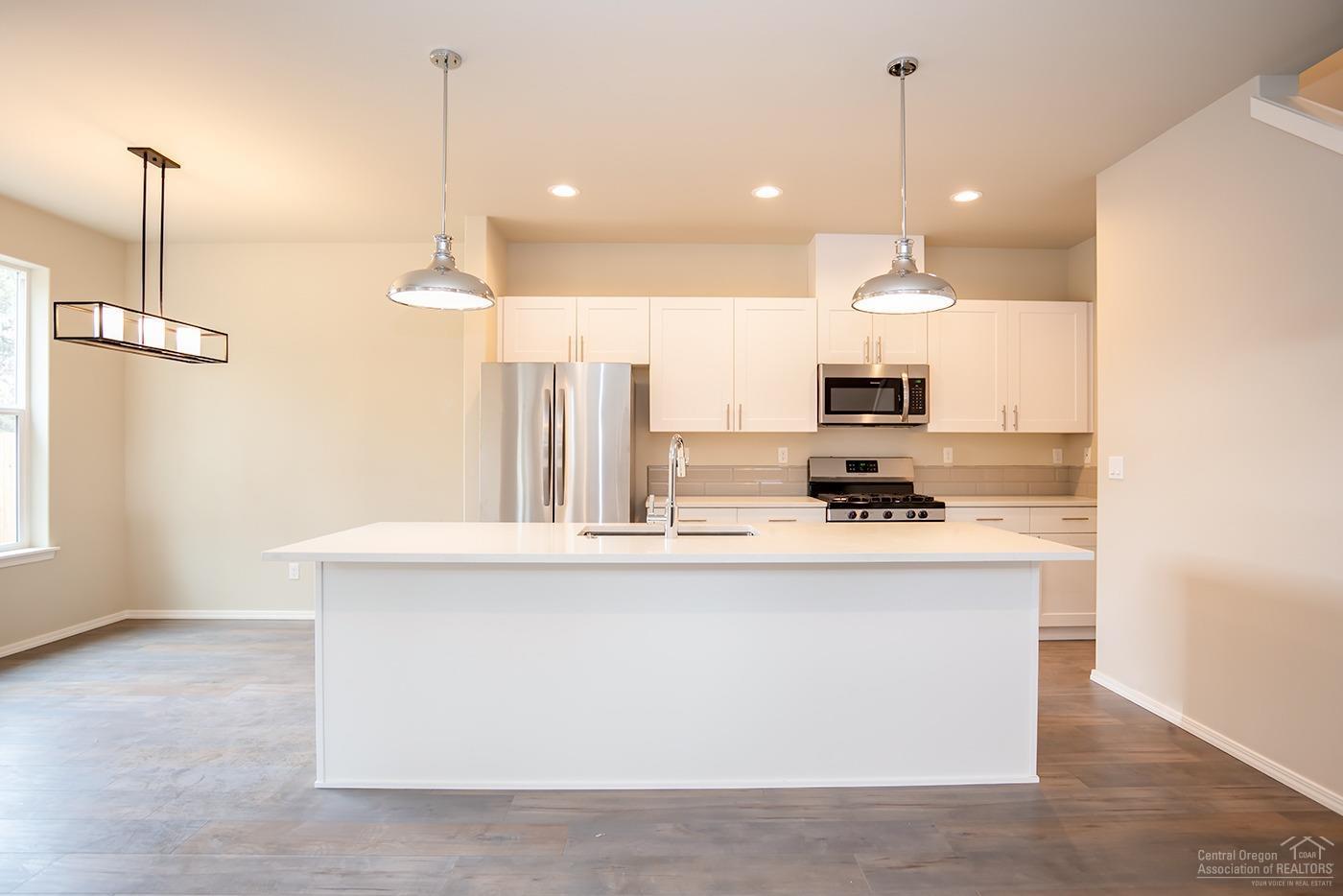 CLAB - Commercial Sale