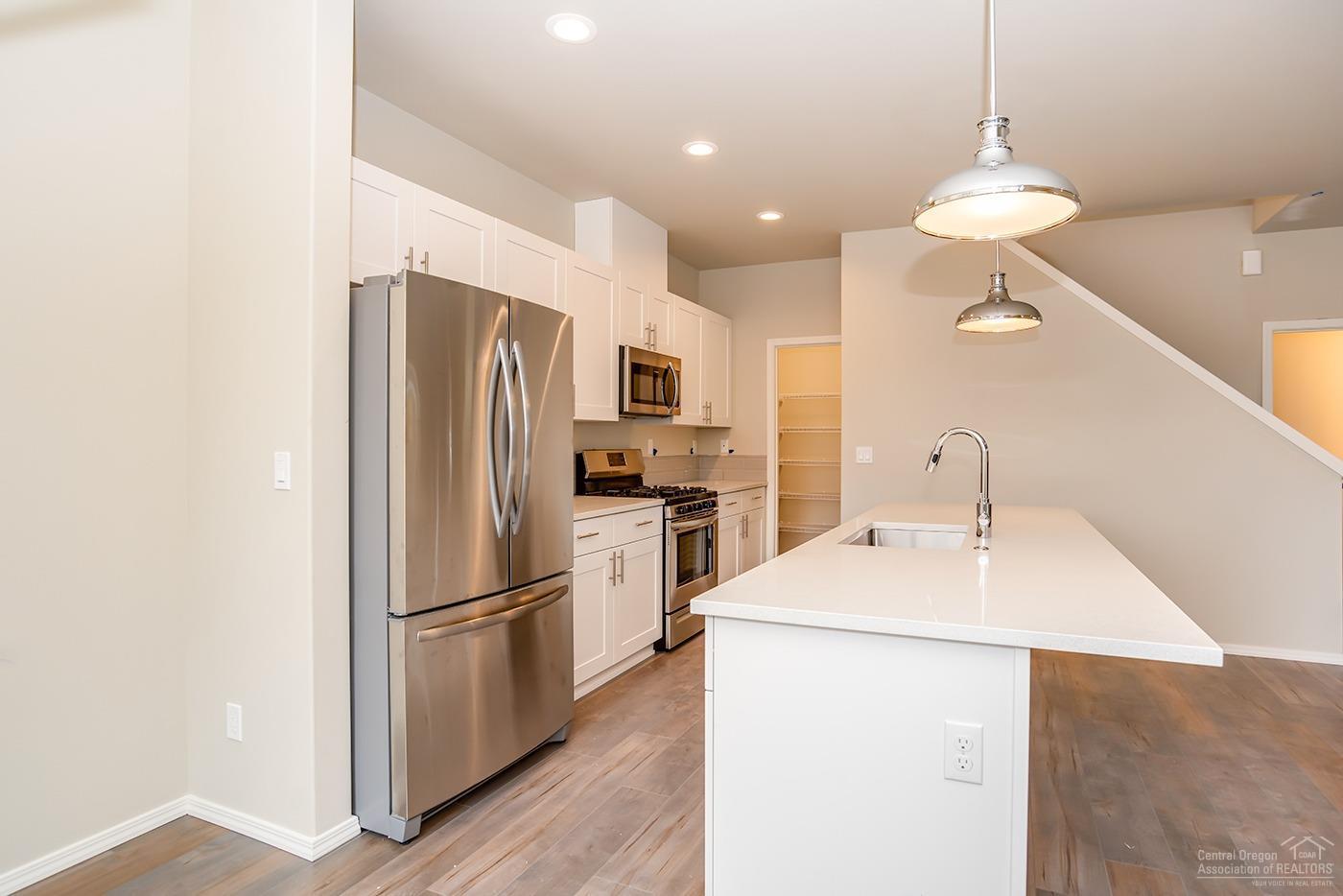 CLAB - Commercial Sale