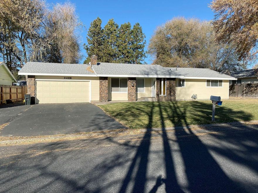 Excellent Sunset village home in a quiet neighborhood. This 3 Bedroom 2 bath home features new siding, windows, paint and carpet. The roof is recent and additional ceiling insulation was done as well. Features include an open kitchen design with new built in stainless convection oven, dishwasher and refrigerator. The front yard was sodded a couple years ago along with an underground sprinkler system. Priced to sell!