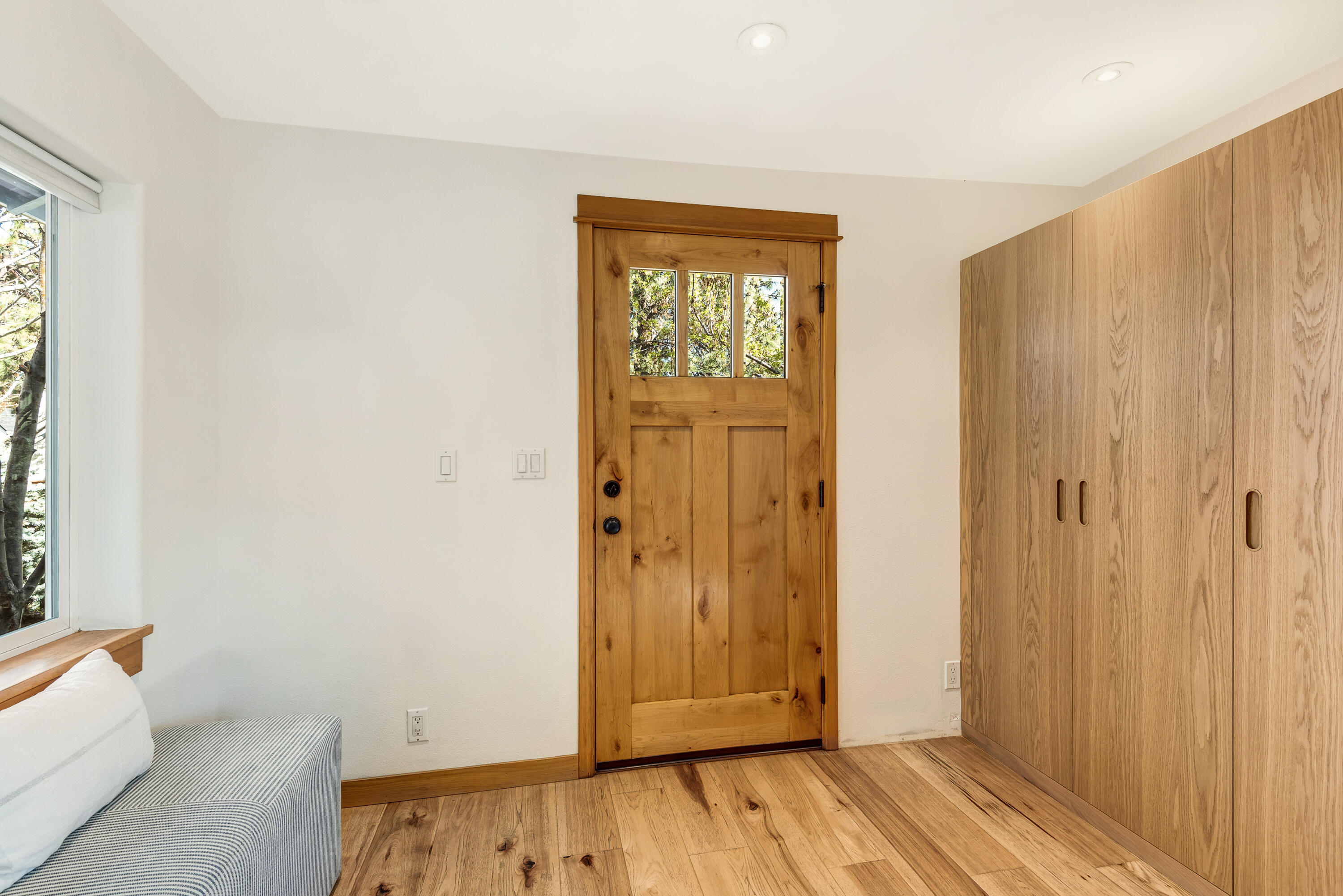 1405 NW Davenport Avenue