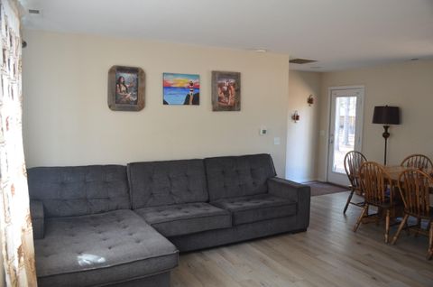 Tiny photo for 53425 Kokanee Lane, La Pine, OR 97739 (MLS # 220215921)