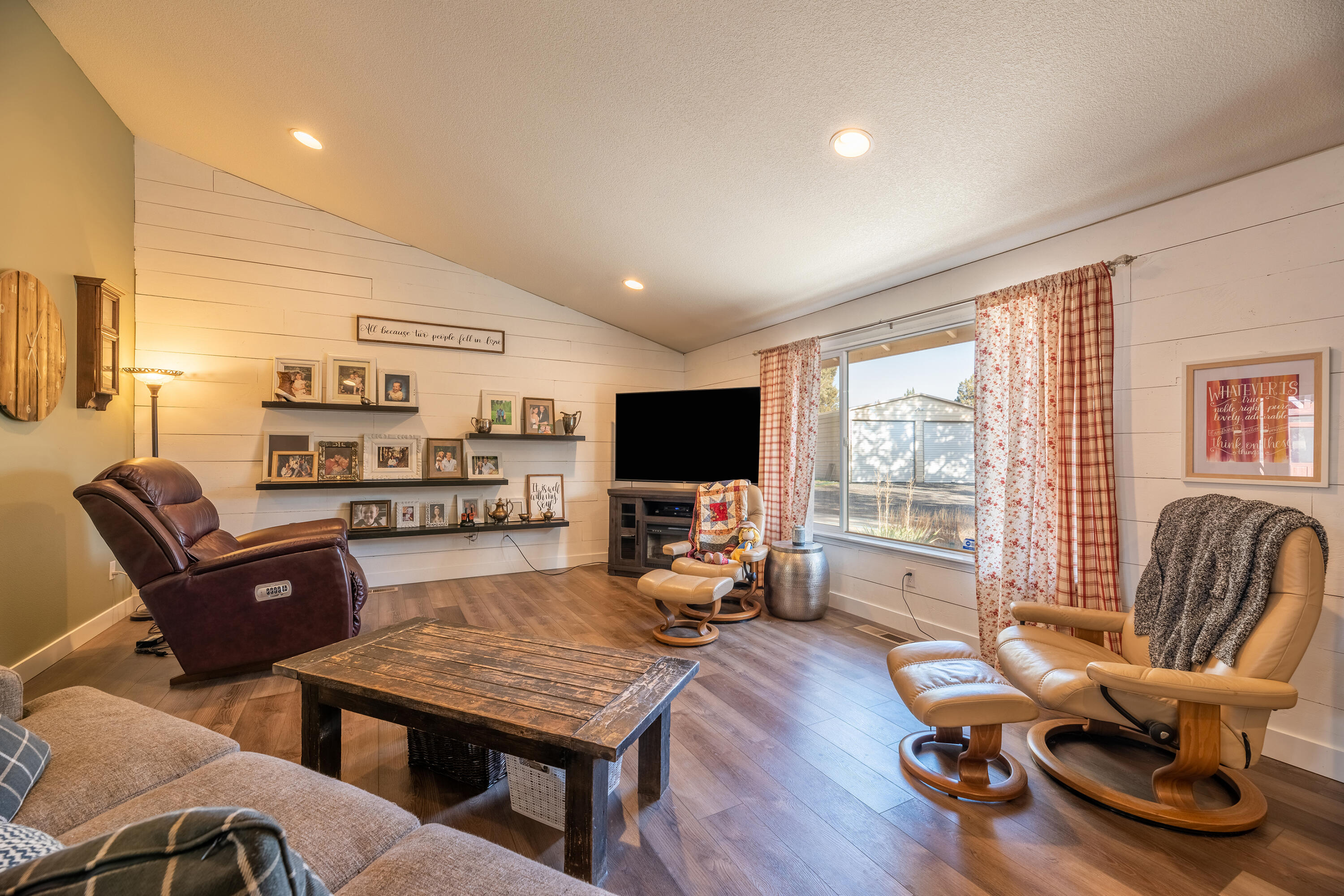 Tetherow Crossing - Residential