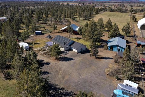 5975 NE 41st Street Redmond OR 97756