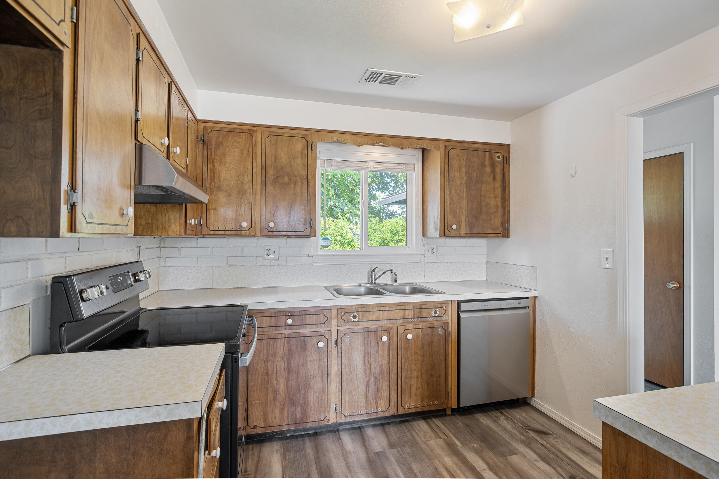 Cascade Village Unit No 3 - Residential