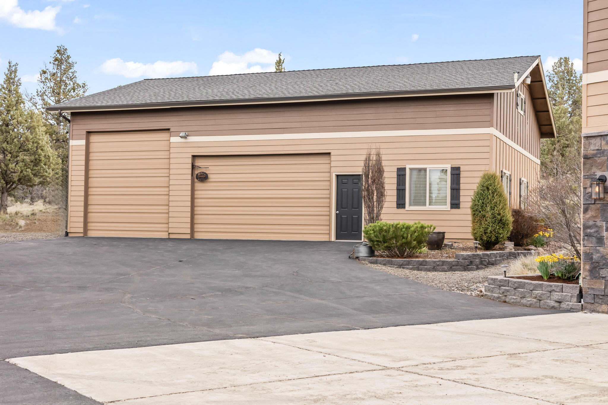 Mountain Ridge Est. - Residential